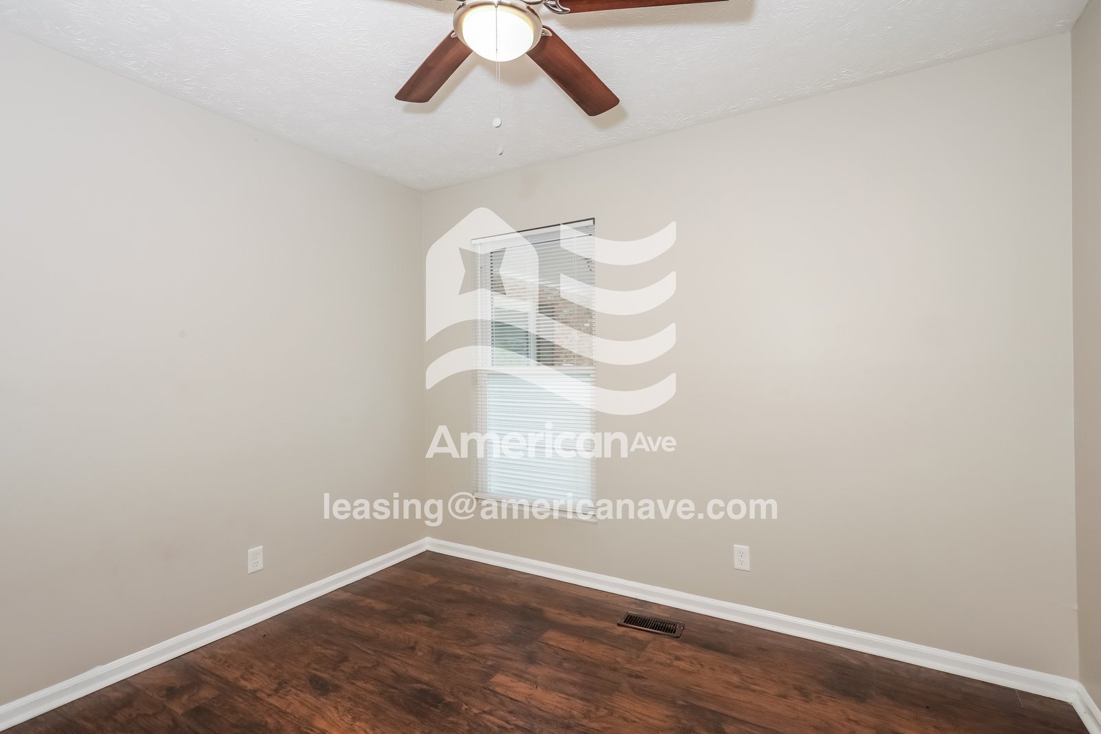 Building Photo - 2557 Saratoga Dr