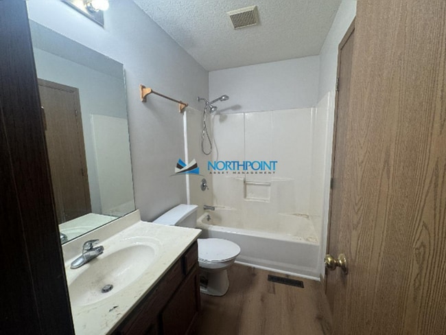 Building Photo - Spacious 3BR 2BA w/ Garage Parking • Large Backyard • Patio in Cameron