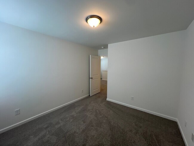 Building Photo - Beautiful New Construction in Blakeney Sub...
