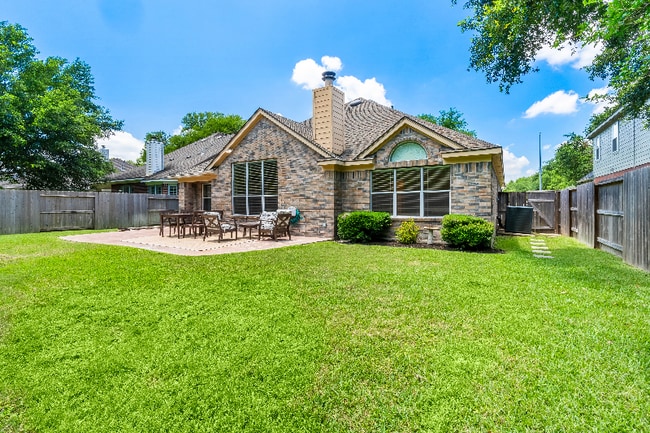 Building Photo - 7522 Broken Oak Ln