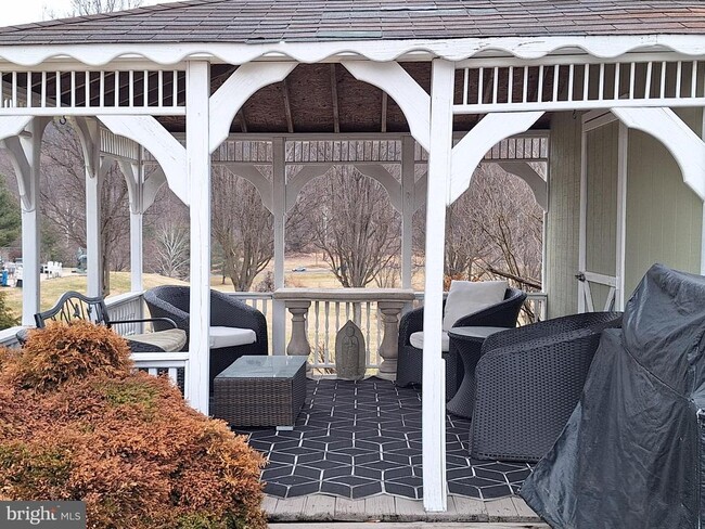 Building Photo - 2254 Winchester Rd