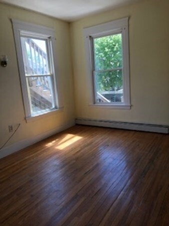Building Photo - 75 Marlborough St