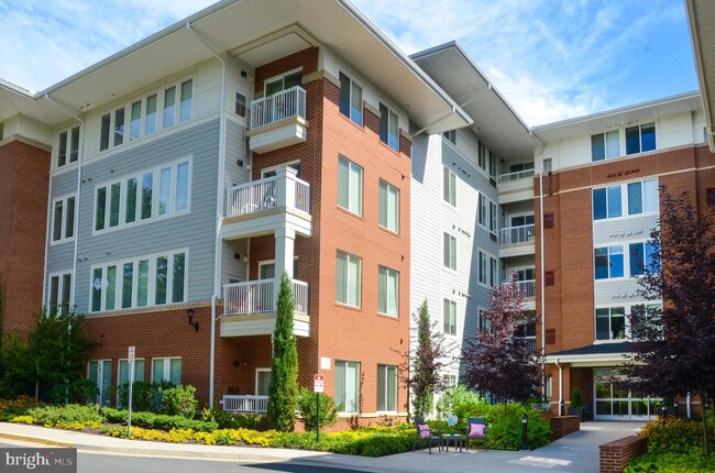 Building Photo - 2222 Colts Neck Rd