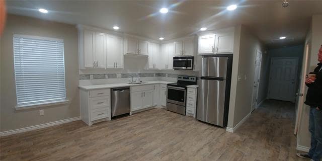 Building Photo - 406 N Cleveland Ave