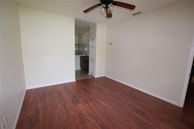 Building Photo - 510 Bromley Ct