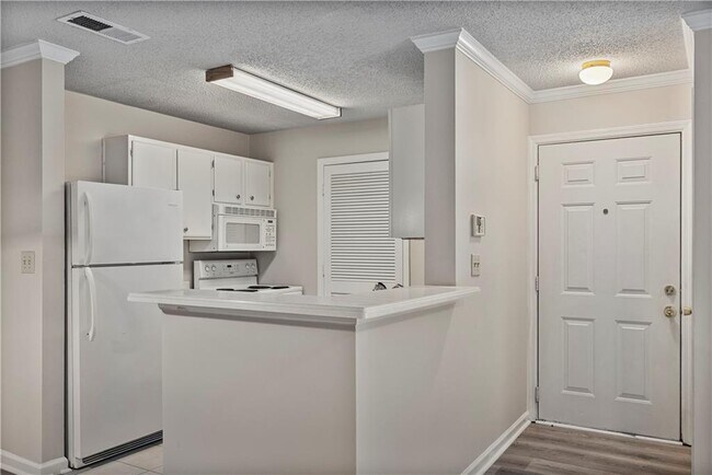 Building Photo - 619 Granville Ct