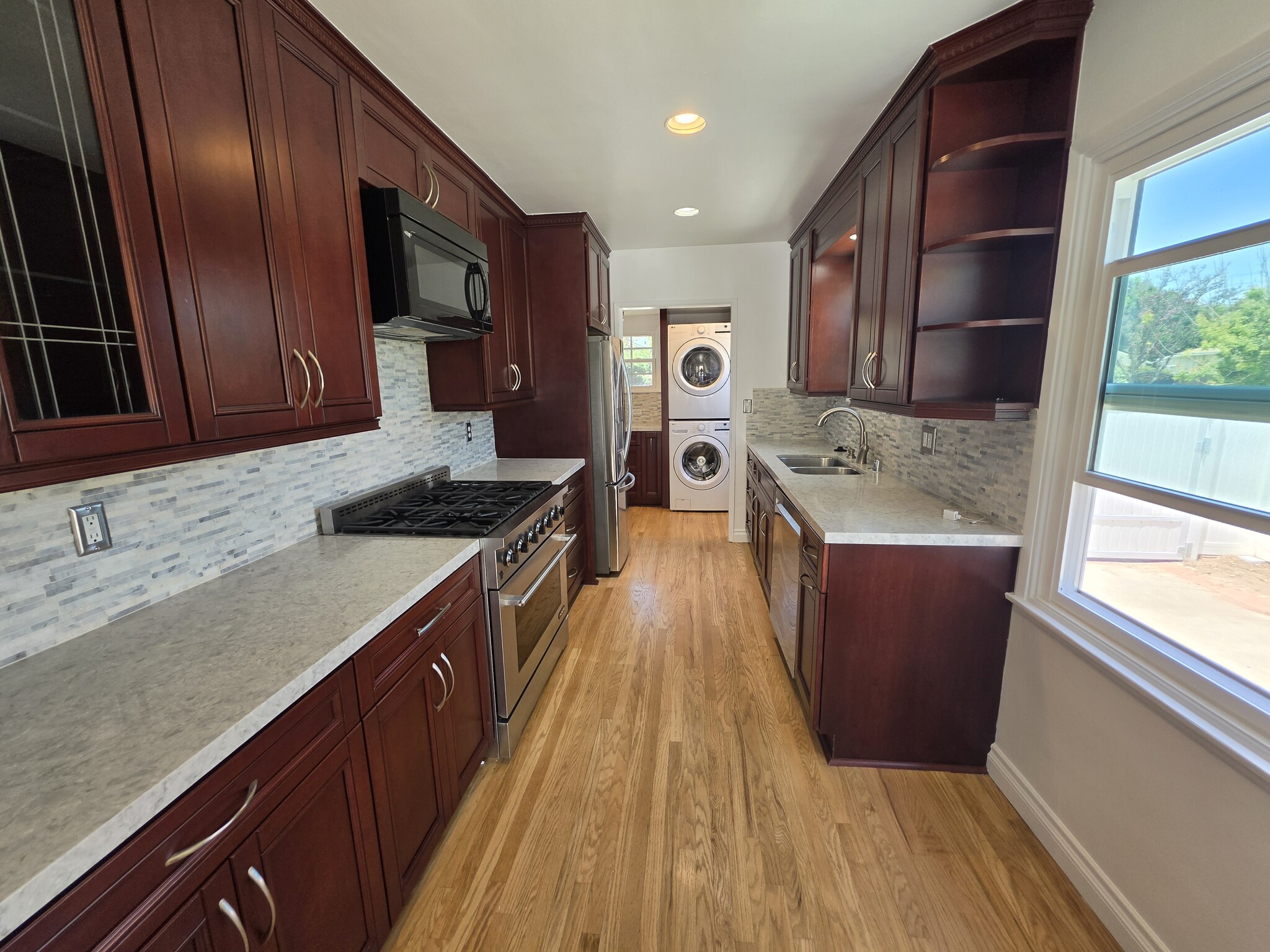 Building Photo - 20758 Stephanie Dr