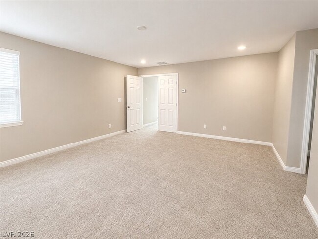 Building Photo - 8768 Rio Andir Ave