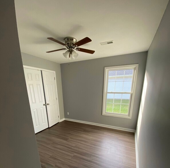one of the upstairs bedrooms - 1233 Remington Park Dr