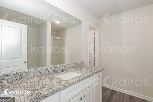 Building Photo - 3529 Bridgewood Dr