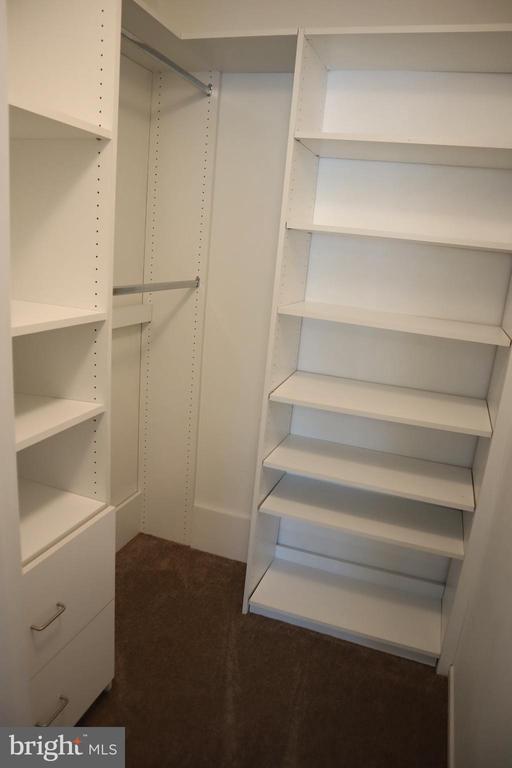 Building Photo - 19 Ohara Ct