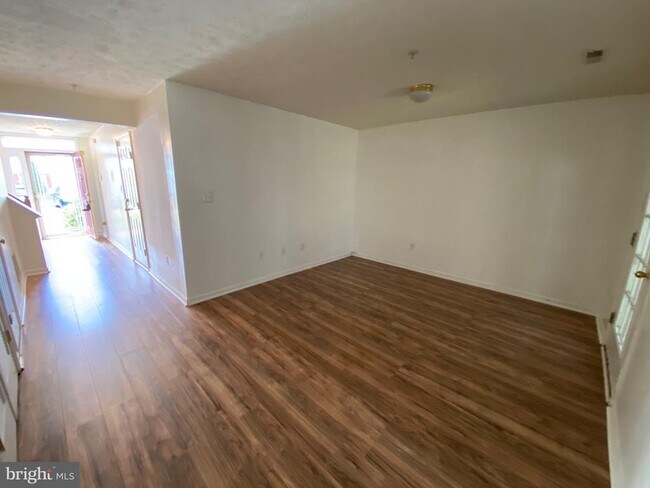 Building Photo - 1726 Sea Pine Cir