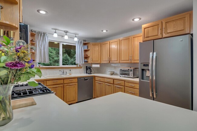 Building Photo - 7019 Alderwood Ct SE