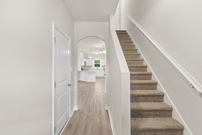 Building Photo - Townhouse For Rent in Holly Ridge!
