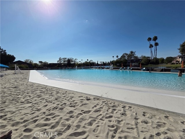 Building Photo - 24776 Glenwood Dr