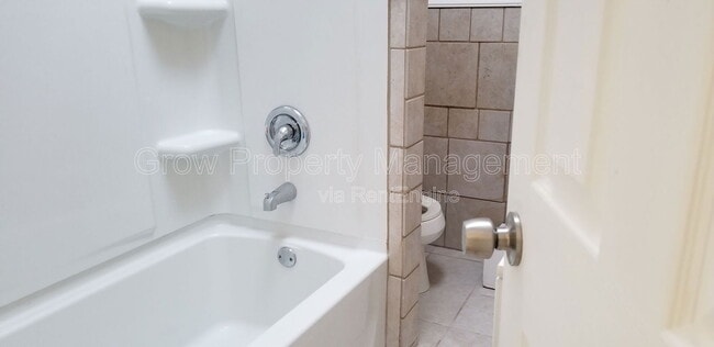 Building Photo - 1645 S Newkirk St