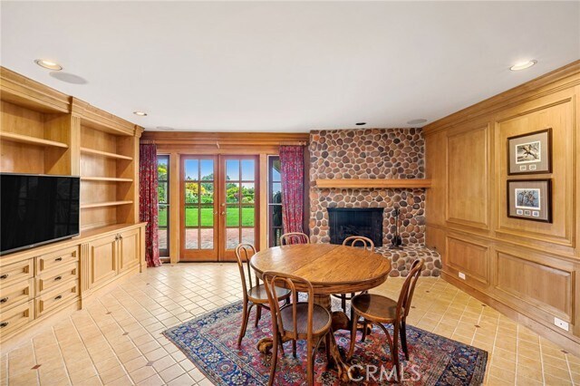 Building Photo - 2813 Vía Rivera