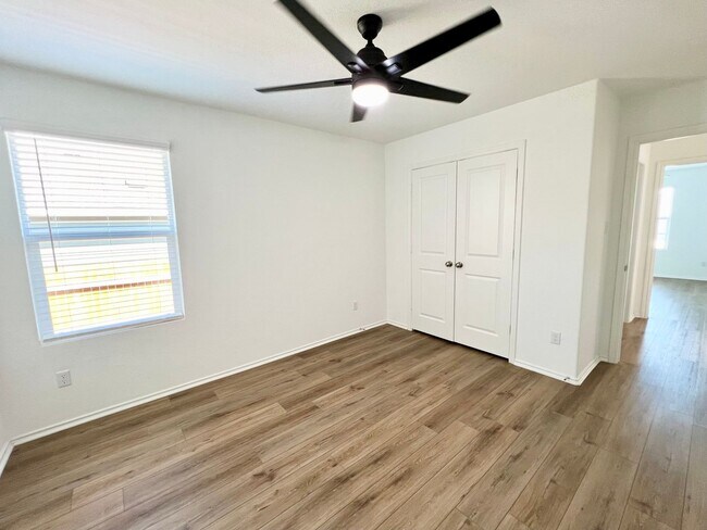 Building Photo - COMING SOON - MID MAY