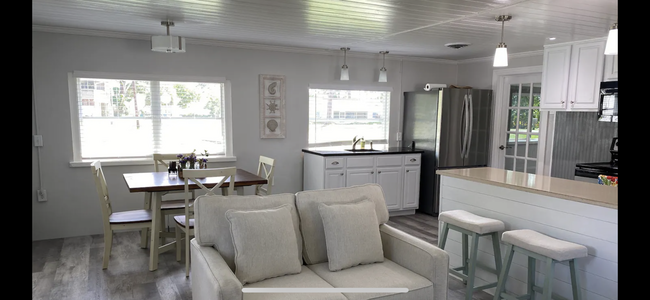 Dining and Living Area - 495 S McCall Rd