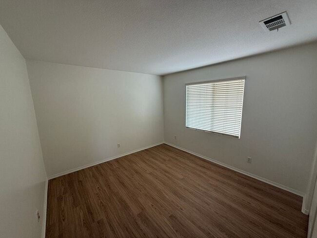 Building Photo - 1276 Bee Balm Rd