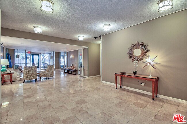 Building Photo - 400 La Fayette Park Pl
