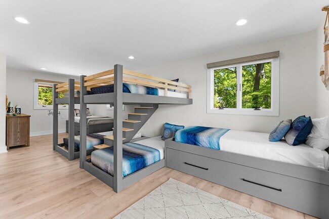 Building Photo - 3837 Fox Run