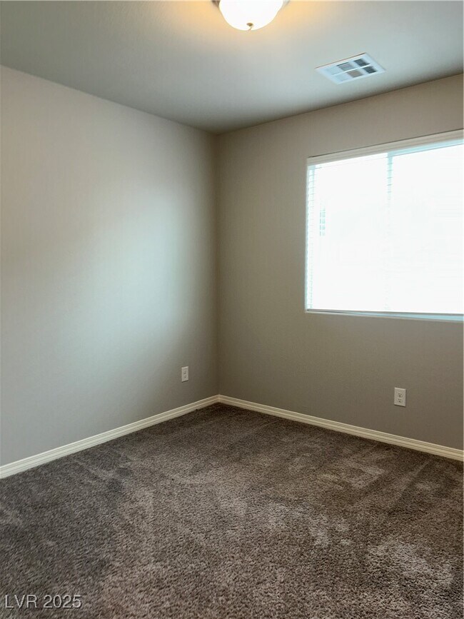 Building Photo - 7858 Morganite Ave