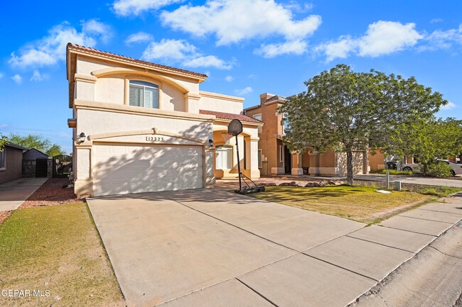 Building Photo - 12323 Sombra Grande Dr