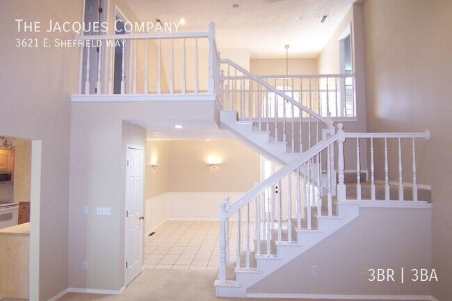 Building Photo - 3621 E Sheffield Way