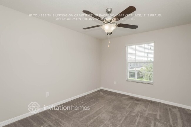 Building Photo - 10619 Lake Montauk Dr