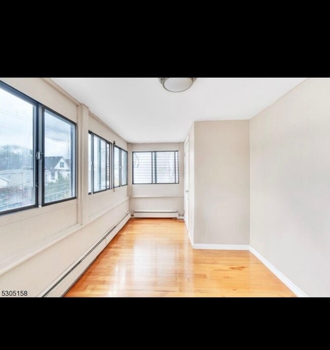 Building Photo - 54 Pamrapo Ave