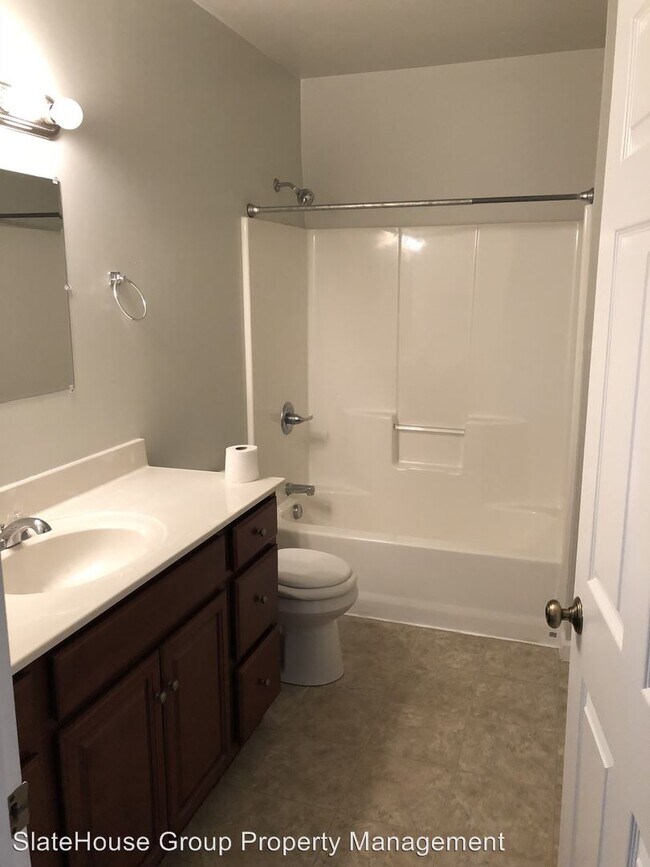 Building Photo - 527 S State St