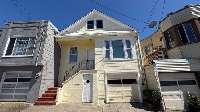 Building Photo - Epic REA - Expansive 2BD/ 1BA with Huge Garage in the Outer Mission