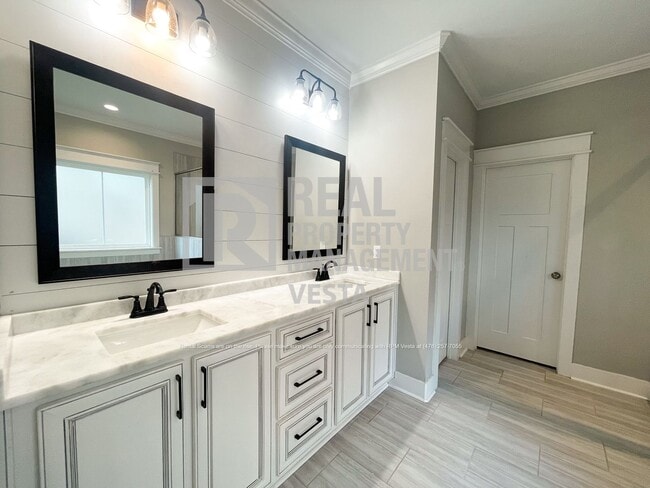 Building Photo - 113 Perth Ct