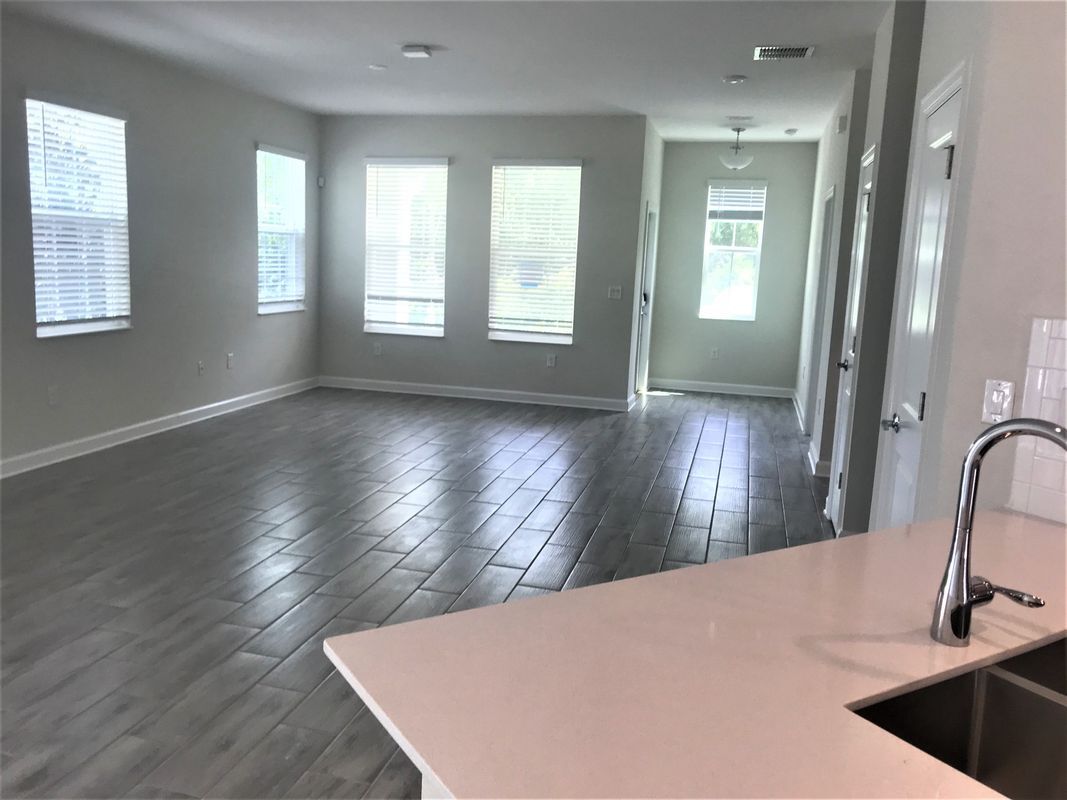 Building Photo - 1367 Shinnecock Hills Dr