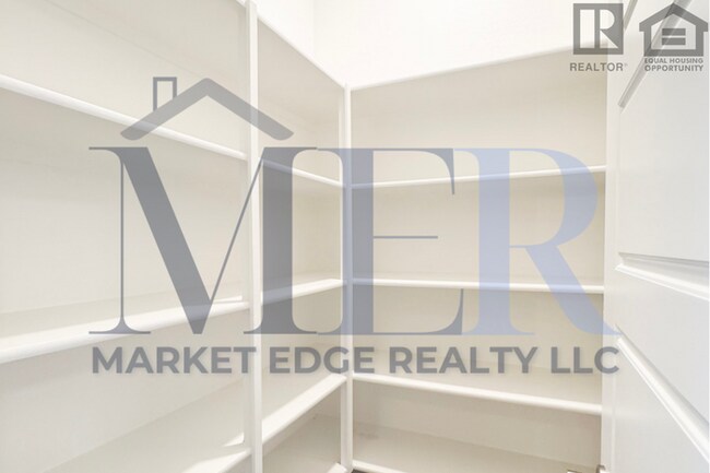 Building Photo - 2Bed/2.5Bath Home in Cave Creek! $399 MOVE...