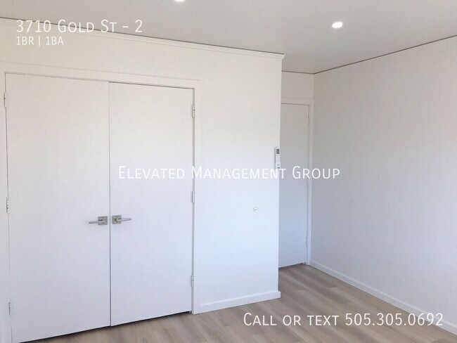 Building Photo - 3710 Gold St