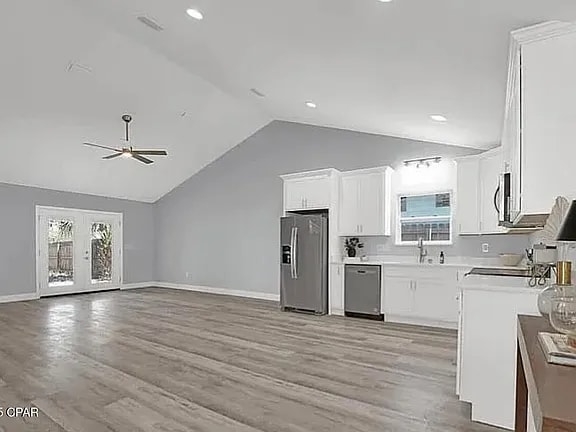 Building Photo - 104 Oleander Cir