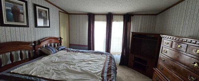 Building Photo - 679 S Eighty Eight Rd