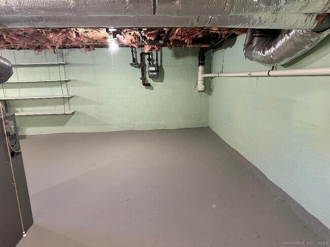 Building Photo - 79 S B St