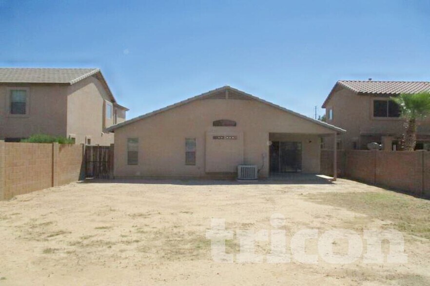 Building Photo - 8412 S 50th Dr