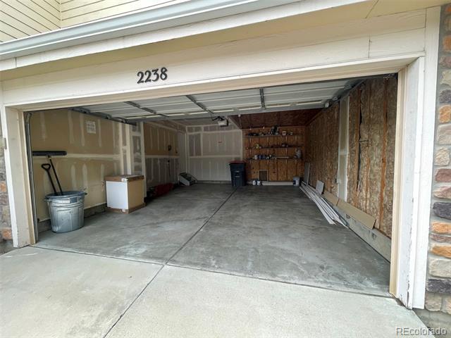 Building Photo - 2238 Dogwood Dr