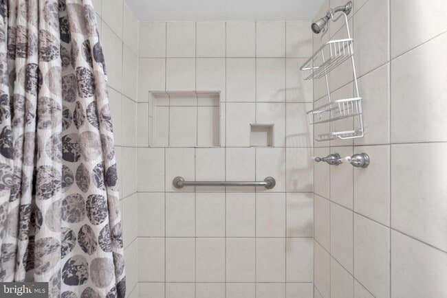 Building Photo - 7753 Patriot Dr