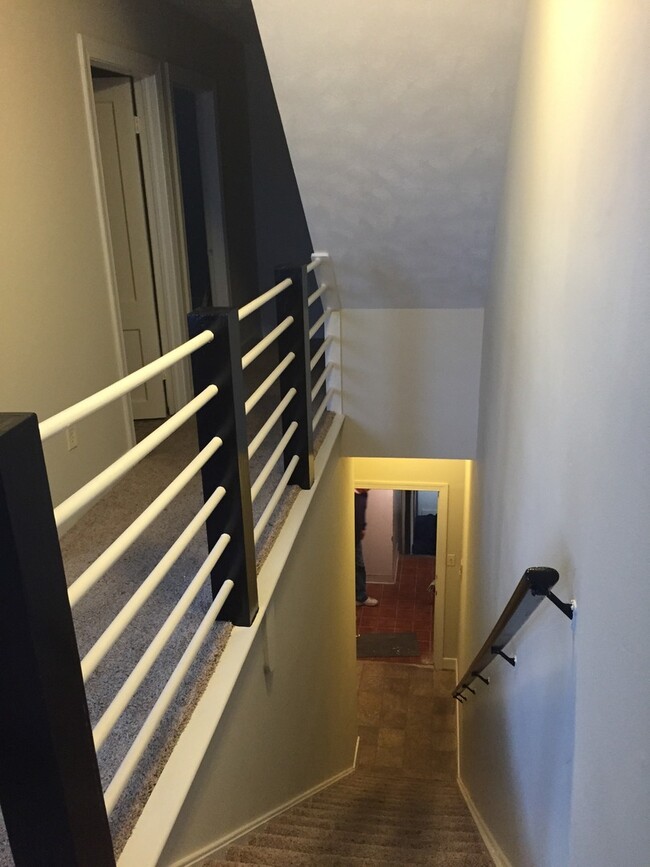 Building Photo - 1731 E Main St