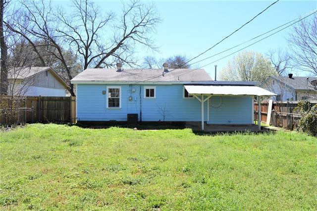 Building Photo - 316 Elm St