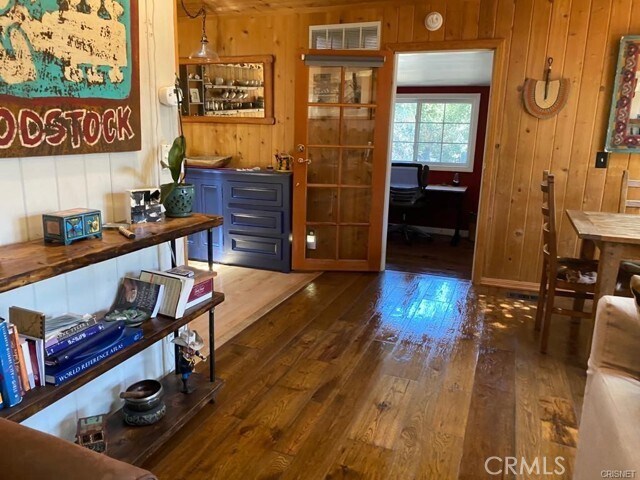 Building Photo - 456 S Skyline Dr