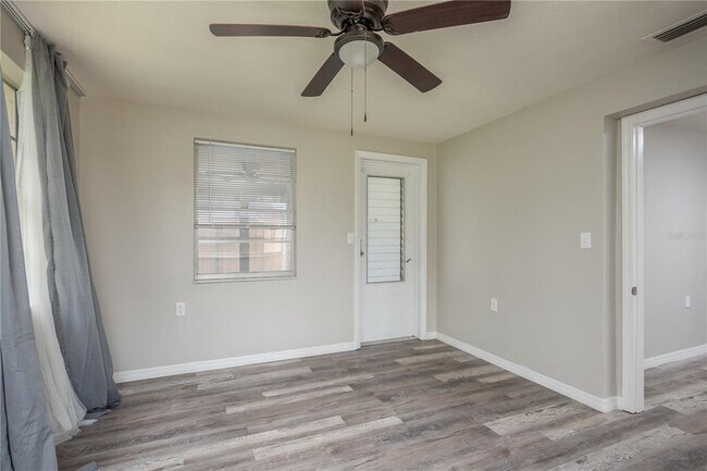 Building Photo - 5646 Festivo Dr