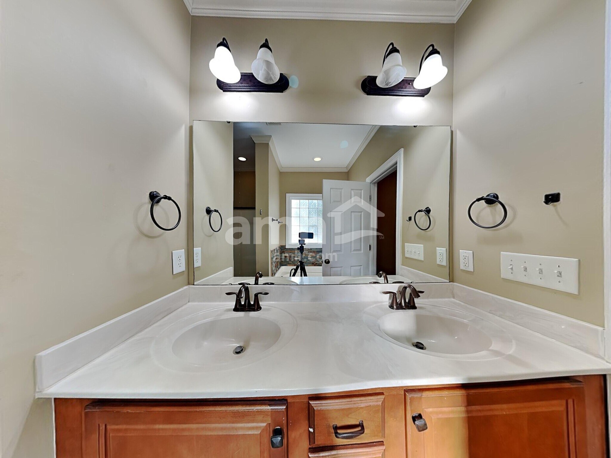 Building Photo - 107 Anderby Dr