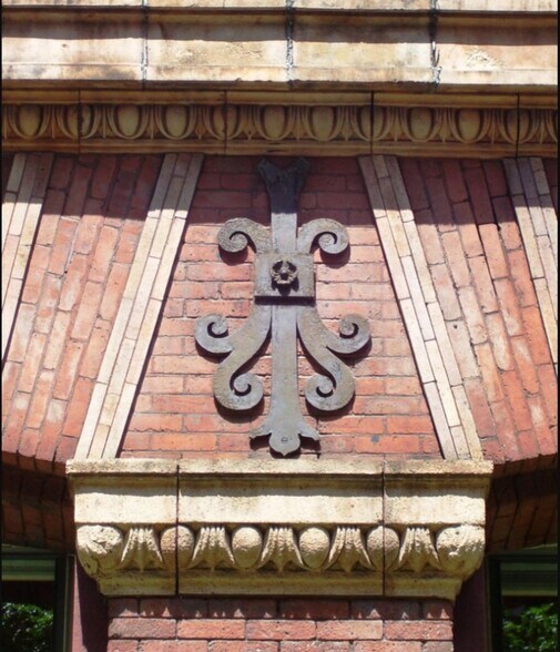 Building Photo - 289 3rd Ave