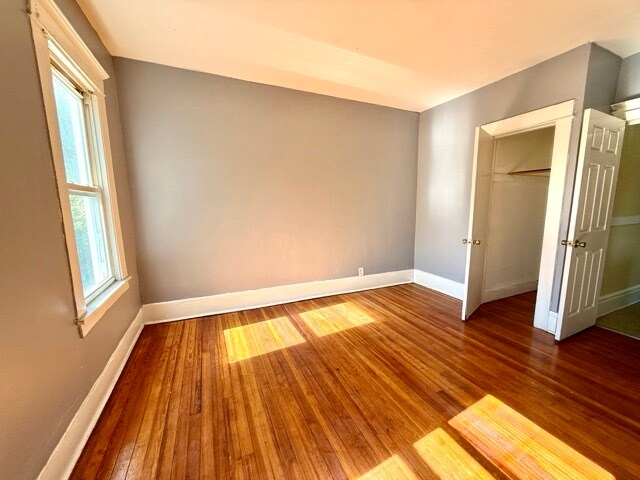 Building Photo - 179 Bloomfield St
